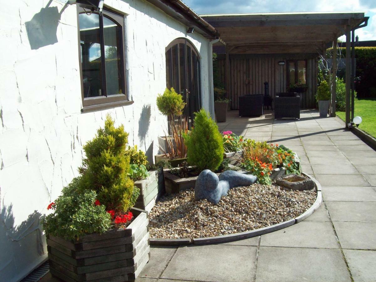 Willow Barn Boutique B&B Worle Екстериор снимка